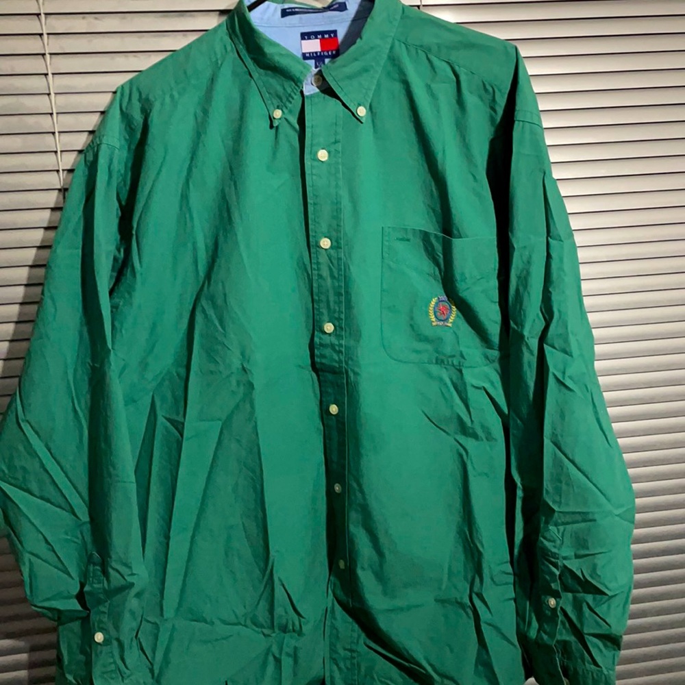 1990’s TOMMY HILFIGER BUTTON-DOWN SHIRT